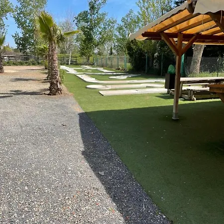 Mobil Les Sables Du Midi Campsite *
